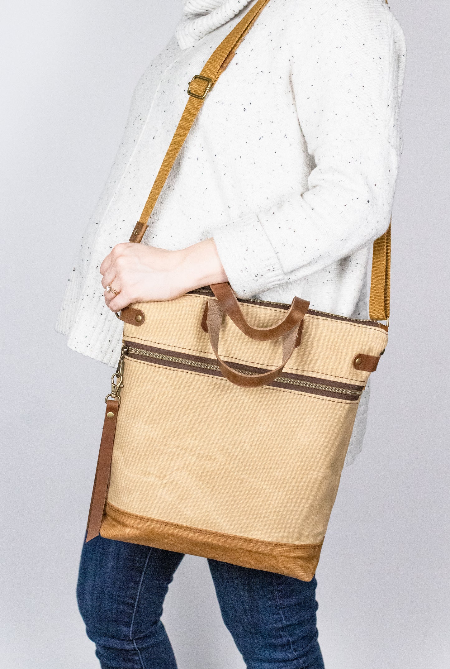 Convertible Tote - Sandy Neutral