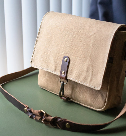 Light Tan Dianne Crossbody