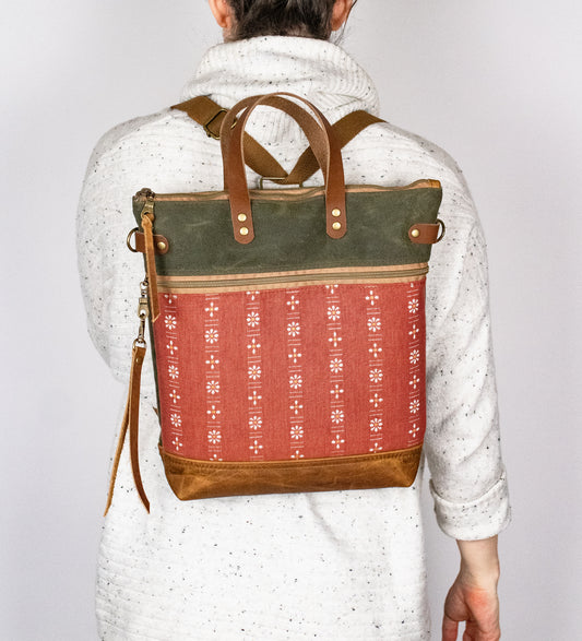 Convertible Tote - Olive and Red Daisy